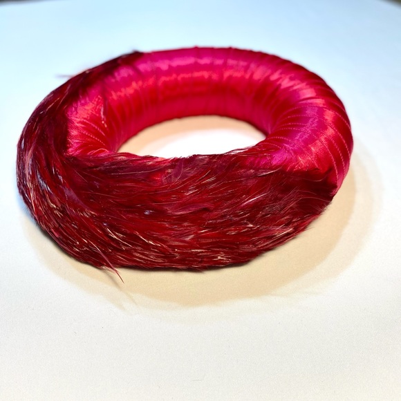 Burgundy Feathers Round Hat - Picture 2 of 6